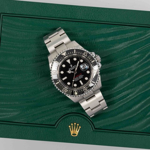 Rolex Sea-Dweller 126600 Image 7